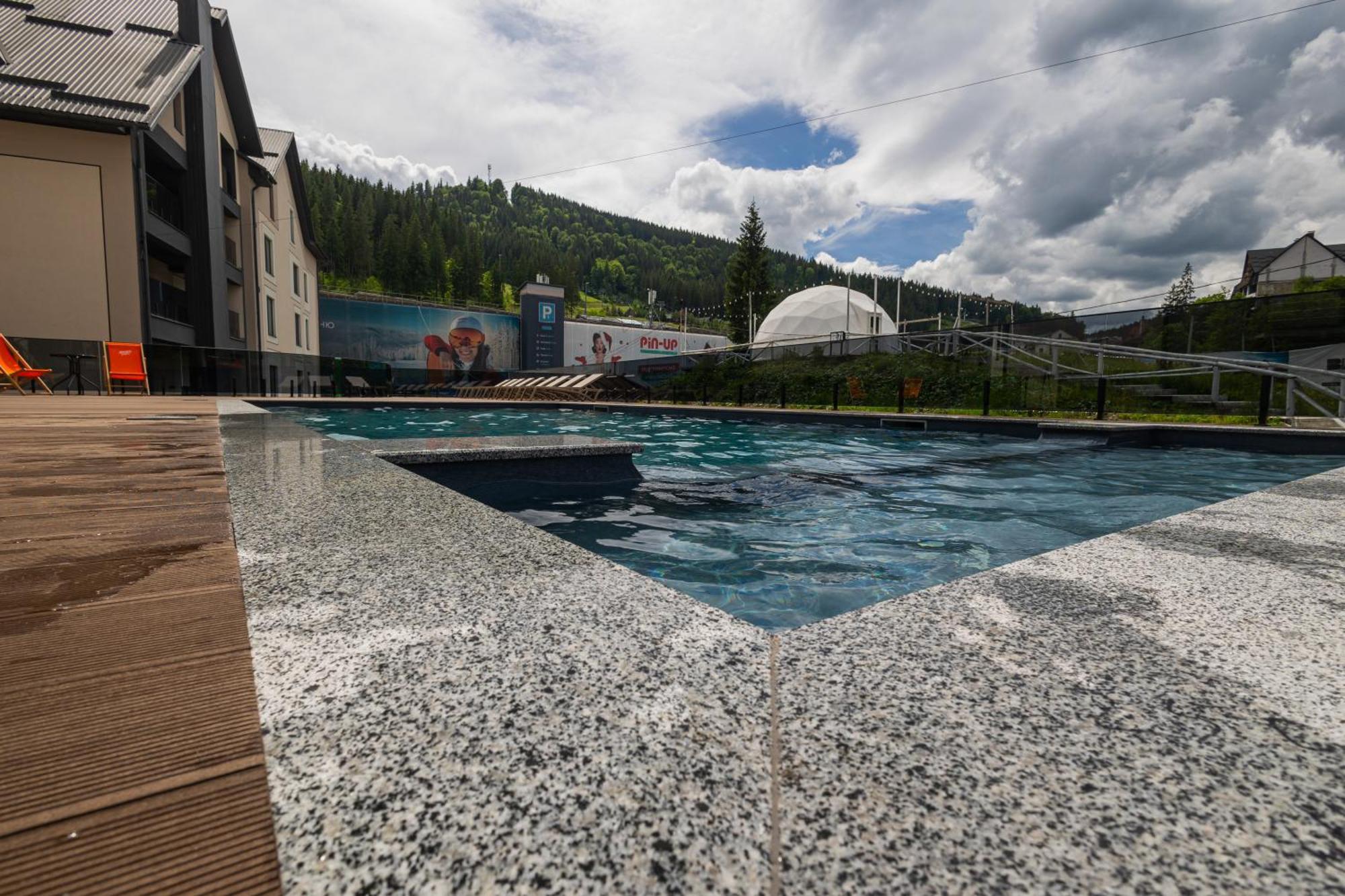 Premium Hotel & Spa Bukovel Exterior photo